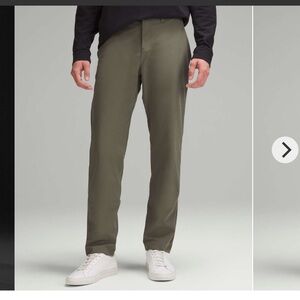 Lululemon Men’s ABC Classic-Fit Trouser Size 34. 32L Warpstreme.